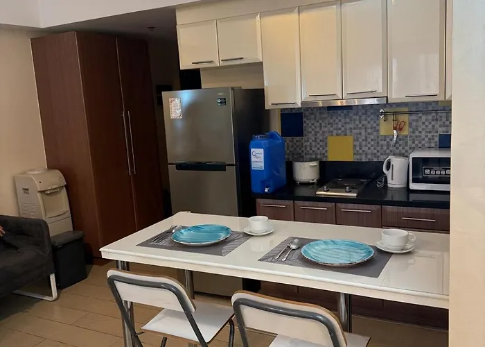 Apartment Feel At - Venice Manila
